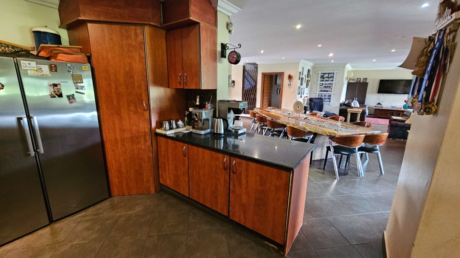 2 Bedroom Property for Sale in Kosmos North West